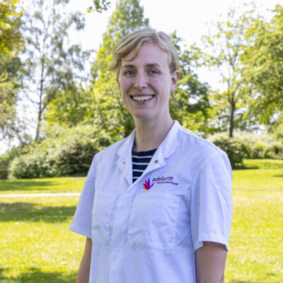 Drs. E.C. (Esther) Merkus